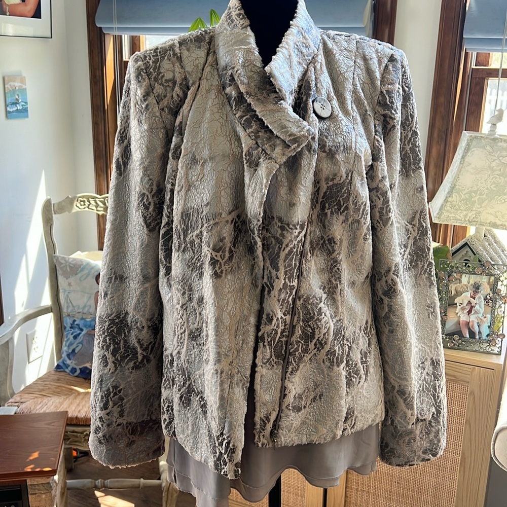 NueVa Jacket 12